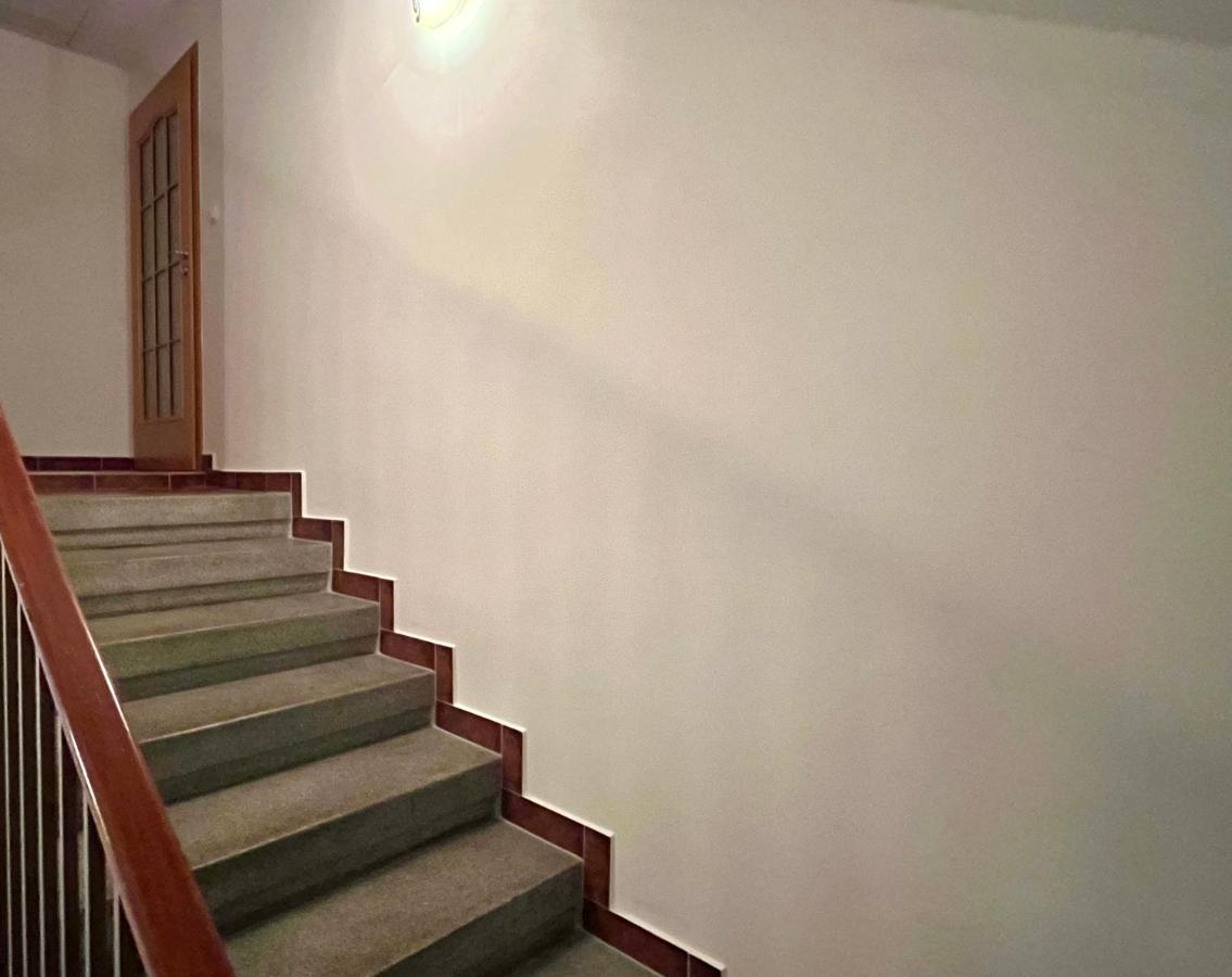Apartmán s terasou u lázeňské kolonády Apartamento Poděbrady Exterior foto